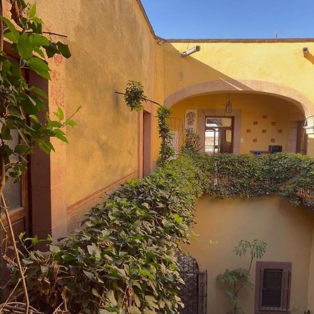Appartement Cuarto Panchito ***Centro Historico*** à Querétaro Extérieur photo