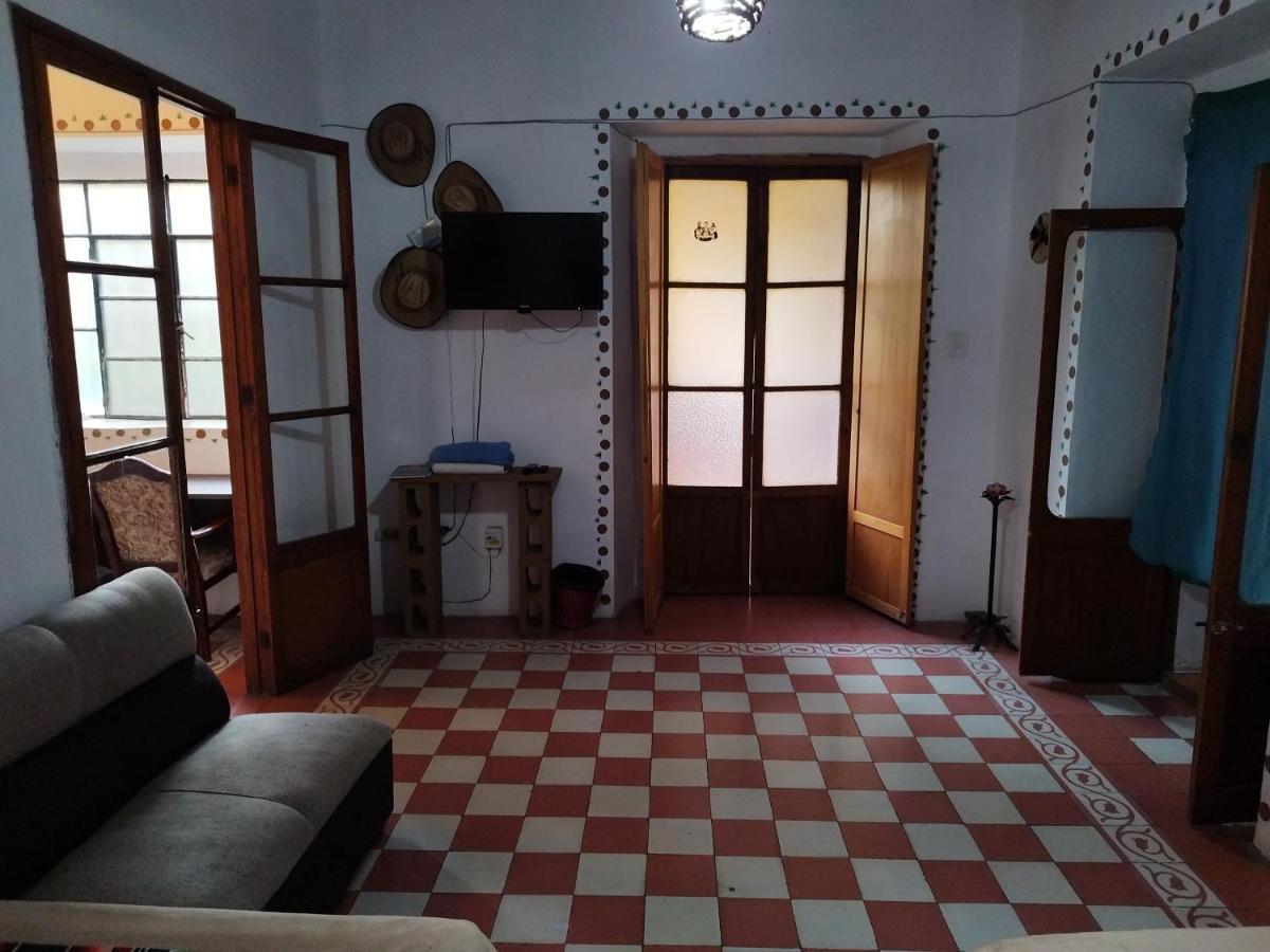 Appartement Cuarto Panchito ***Centro Historico*** à Querétaro Extérieur photo